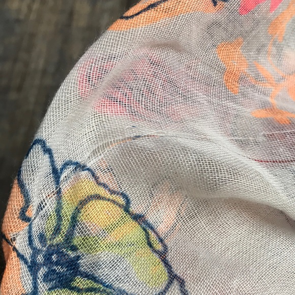 Charlotte Russe infinity scarf NWT - Picture 4 of 5